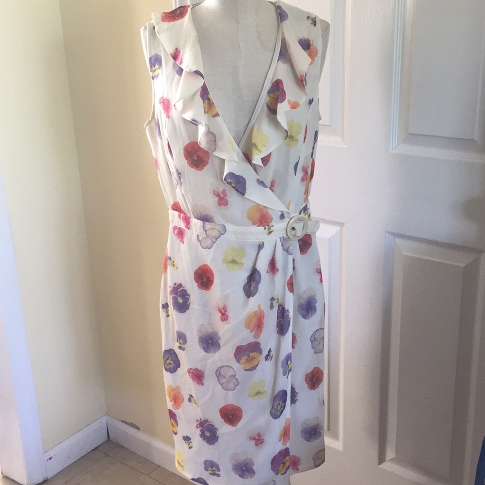 Valentino new silk pansy floral wrap dress size 10